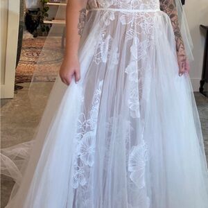 Elegant White Floral Kids Dress